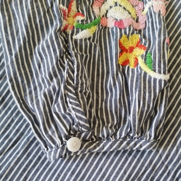 Talbots Gray and White Striped Top in Size Medium - Picture 4 of 8